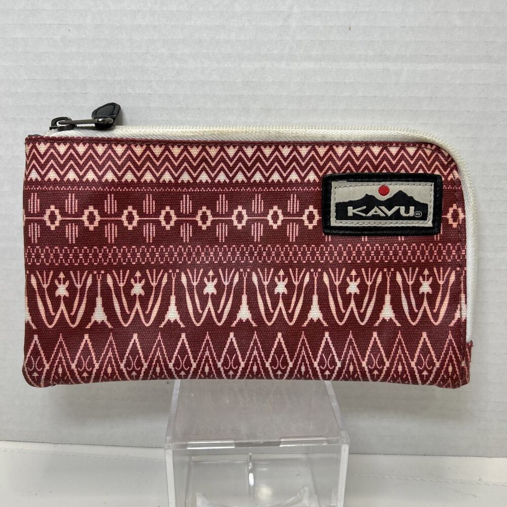 KAVU Cammi Clutch Wallet ~ Red Geometric Tribal Coated Cotton Zipper